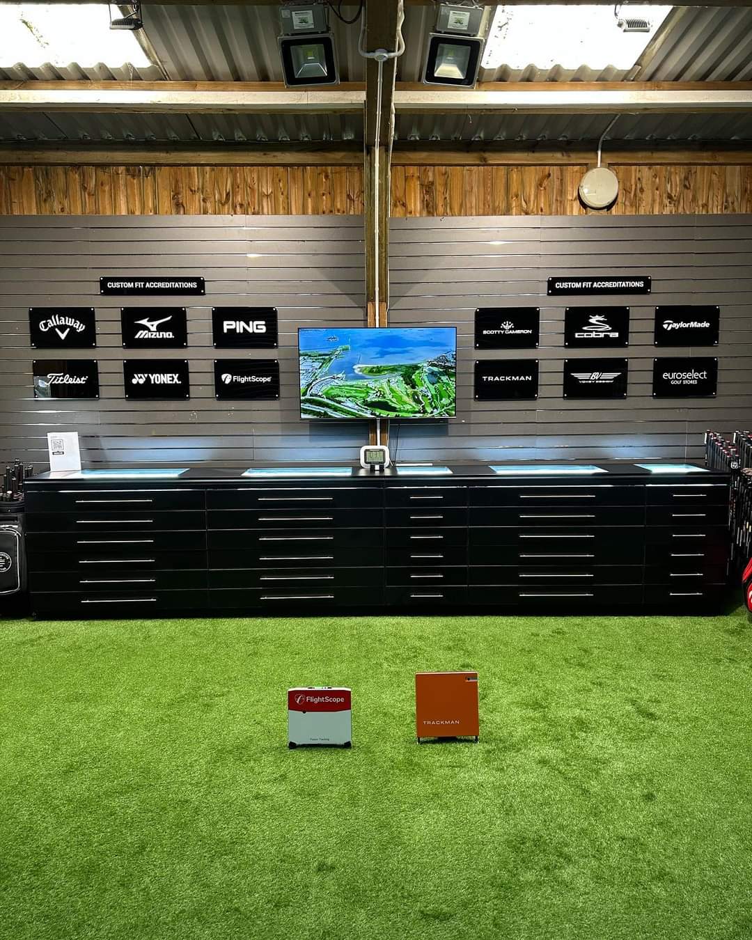 Our New Fitting Bay Is Finally Ready For You!